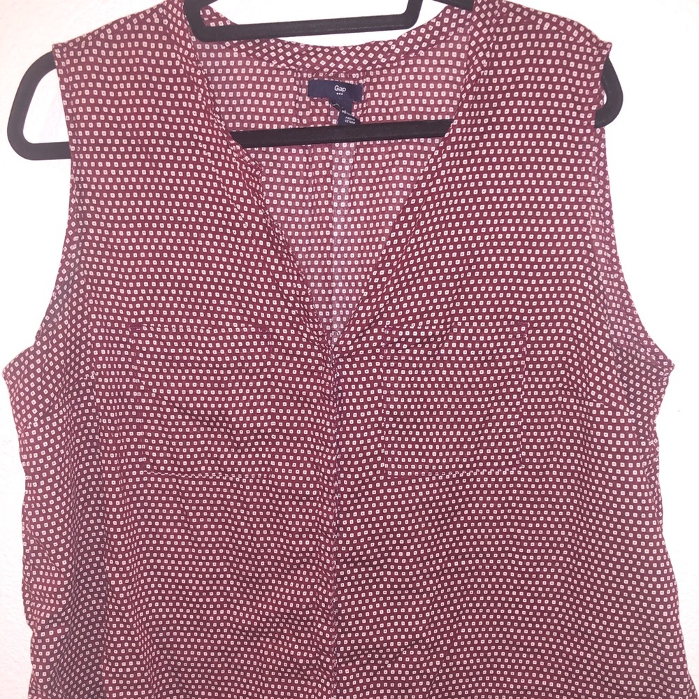 Sleeveless button down tunic